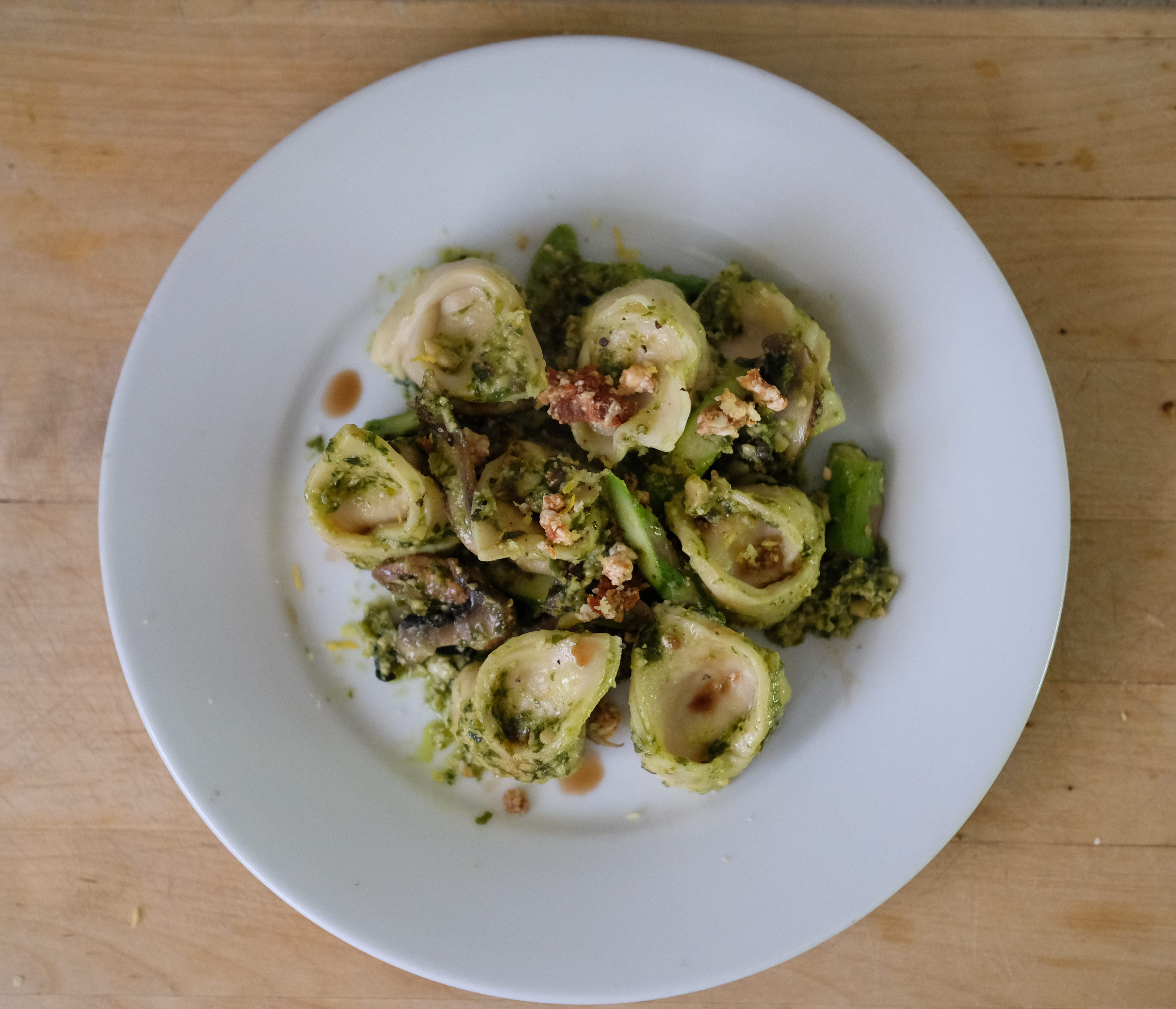 Feta & Sun-dried Tomato Tortellini. Wild Foraged Garlic, Kale & Cashew Pesto